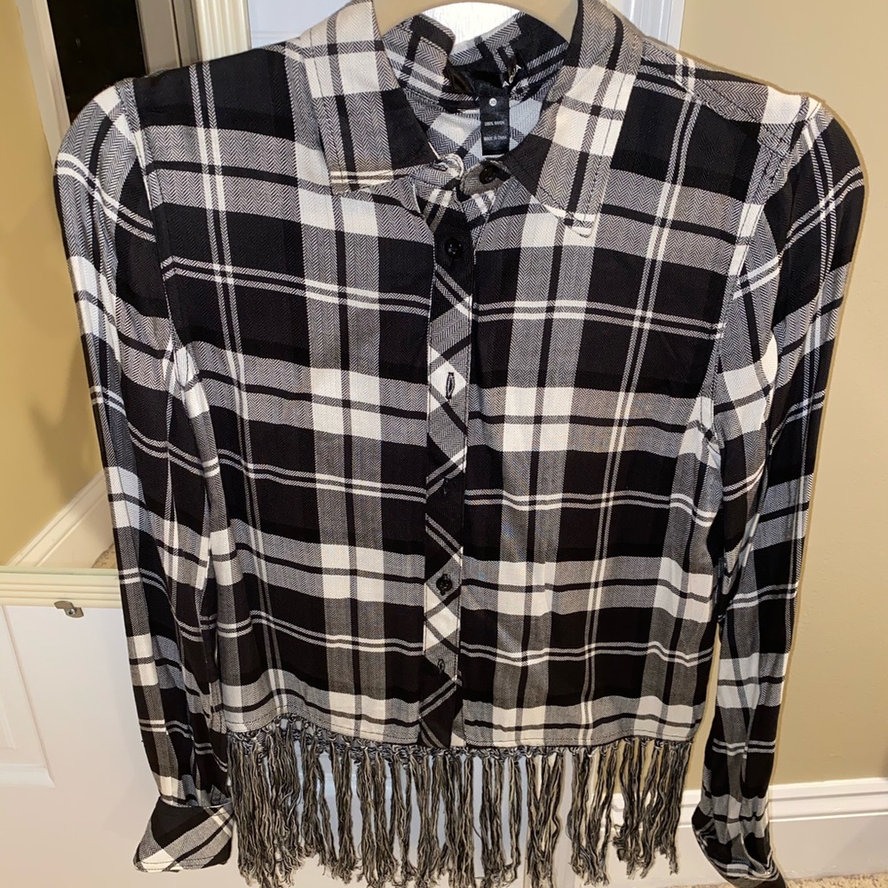 Black & white plaid shirt with frills!